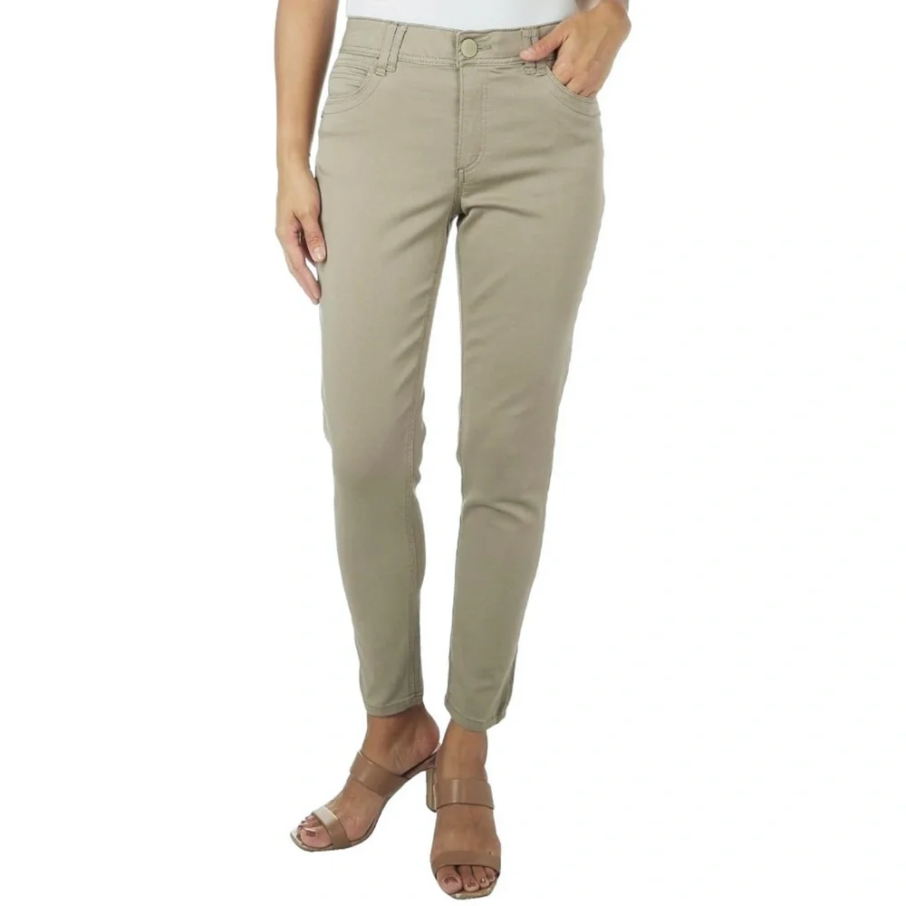NWOT Democracy Khaki Beige Skinny Jeans Ab Technology Elastic Hidden Waist New
